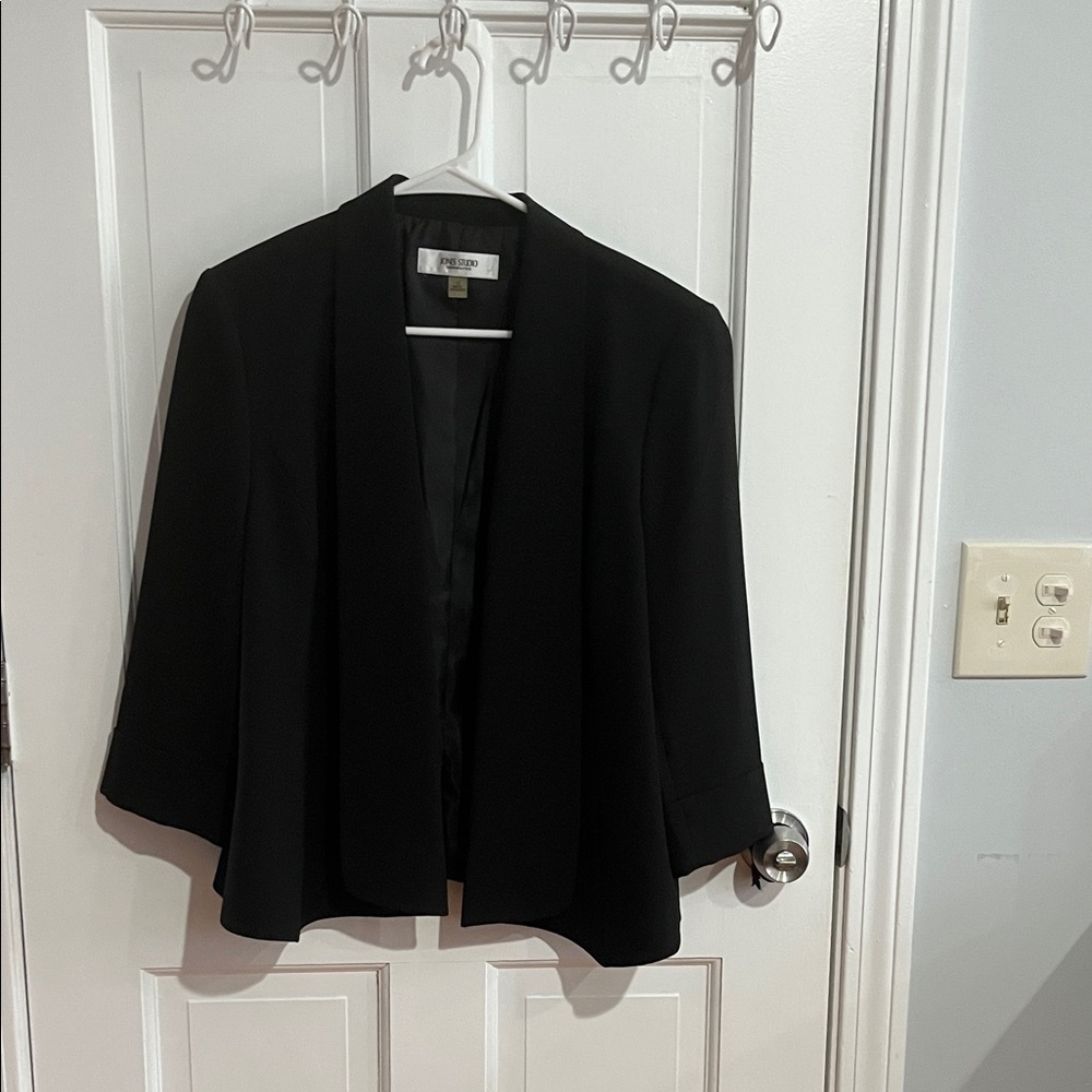 Jones Studio Classic Black Blazer